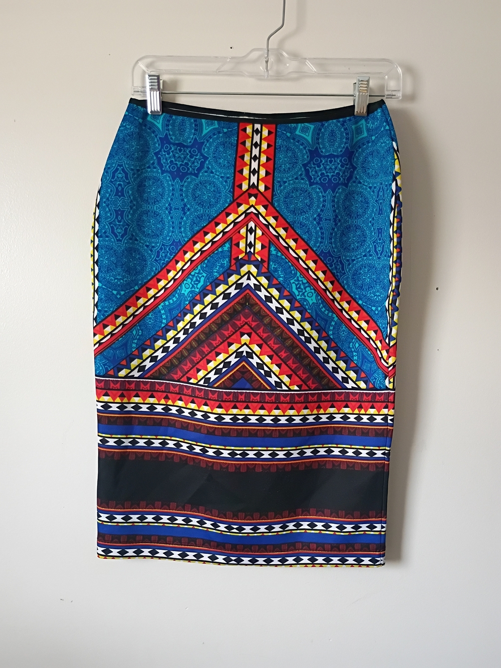 Bisou Bisou Michele Bohbot Y2K Tribal Print Bodycon Pencil Midi Skirt Size S
